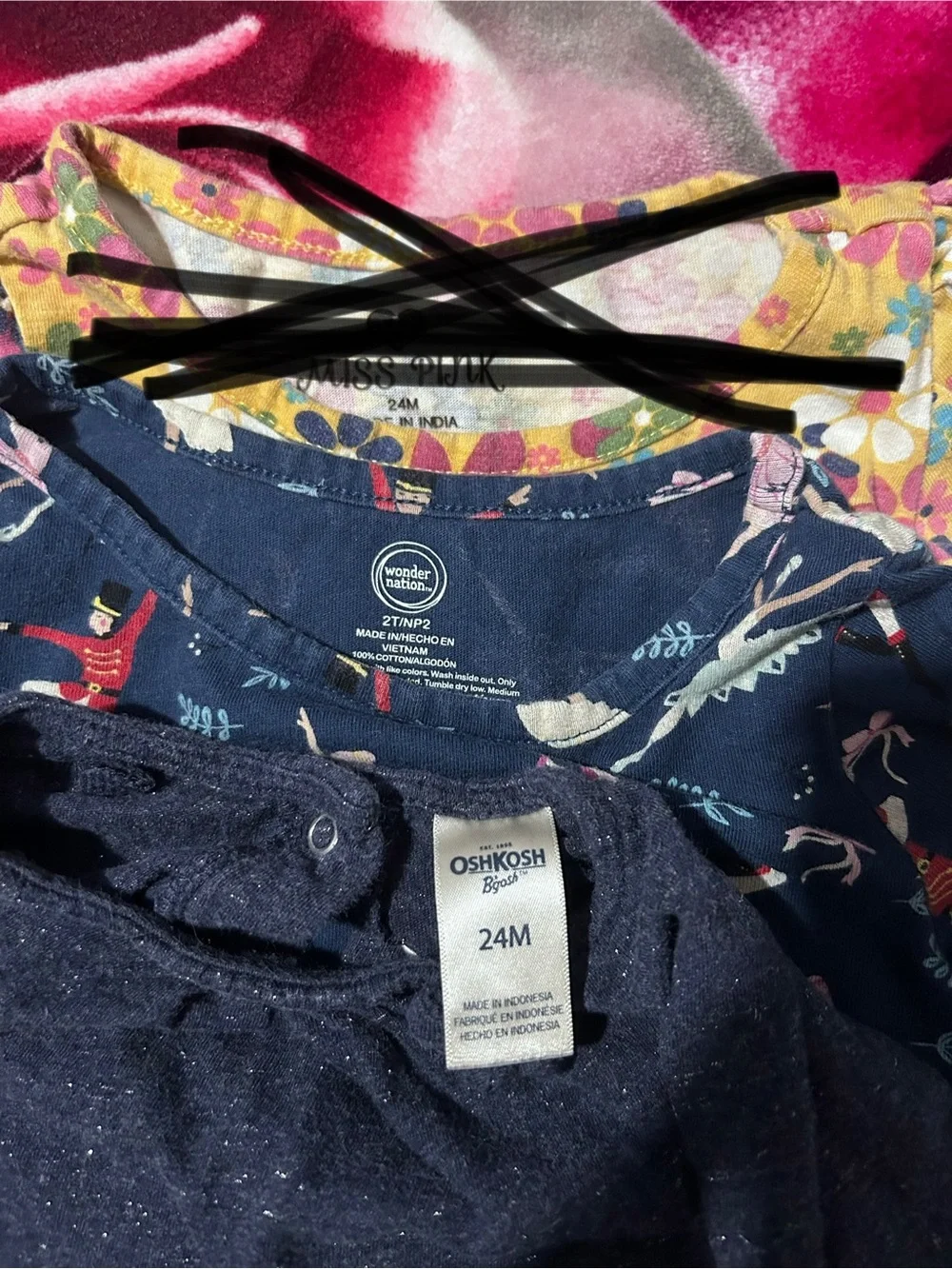 OshKosh Bgosh 2t 24
